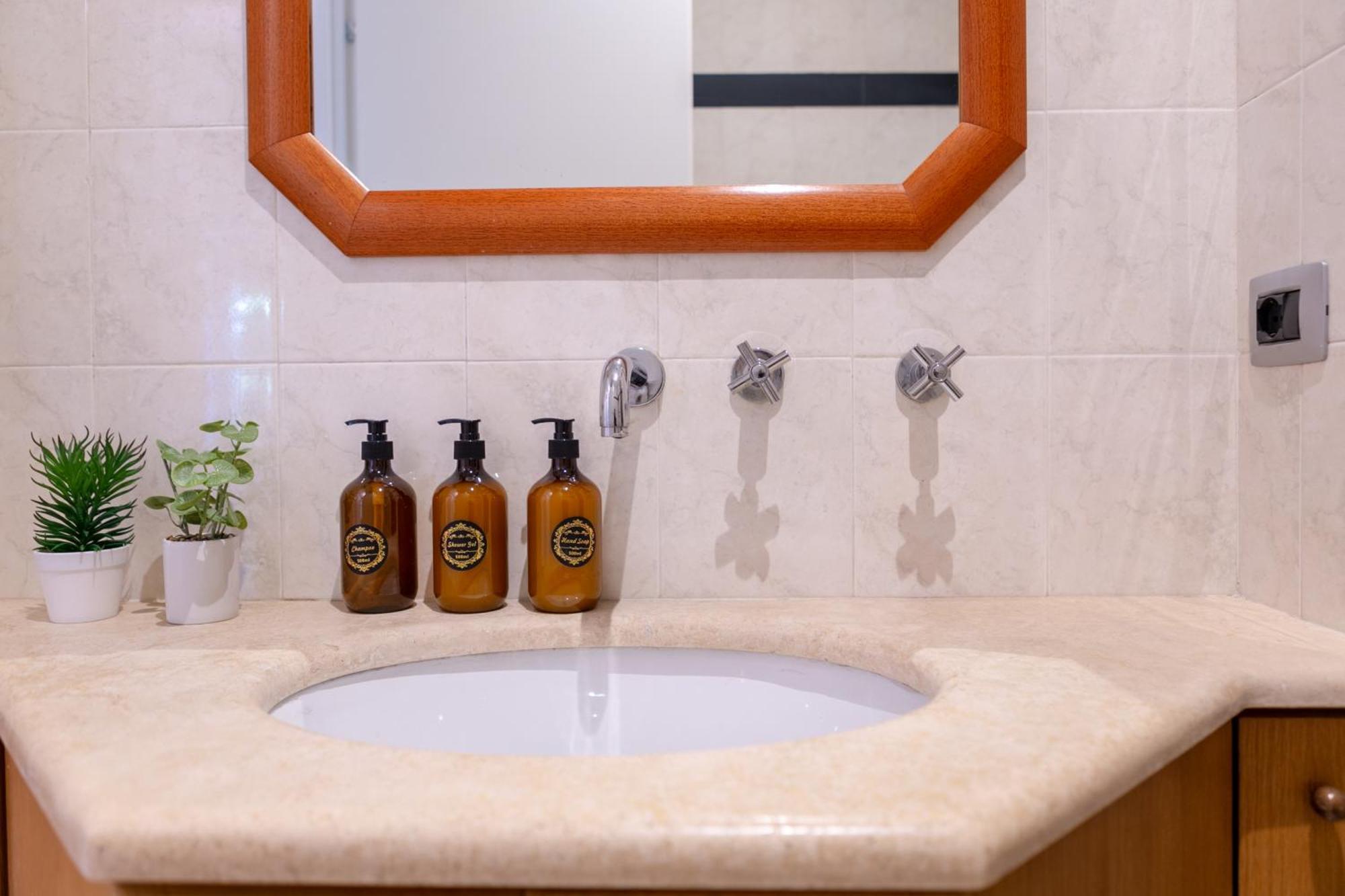 Mustard Apartment S Camillo - Holiday Homes Rome Bagian luar foto